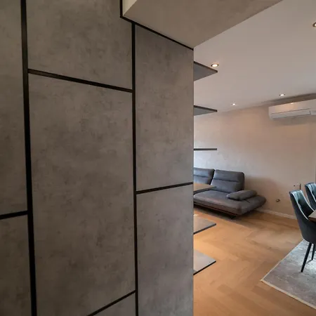 First Class Apartment